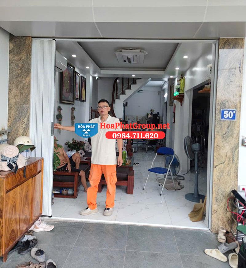 cửa xếp thu gọn vào đơn giản nhanh chóng không chiếm nhiều diện tích cửa xếp thu gọn vào đơn giản nhanh chóng không chiếm nhiều diện tích